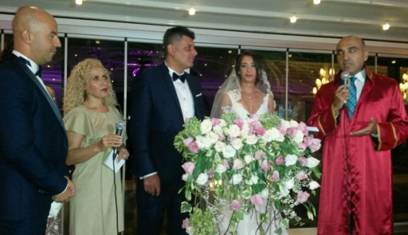 Aydınlıkçıların mutlu günü