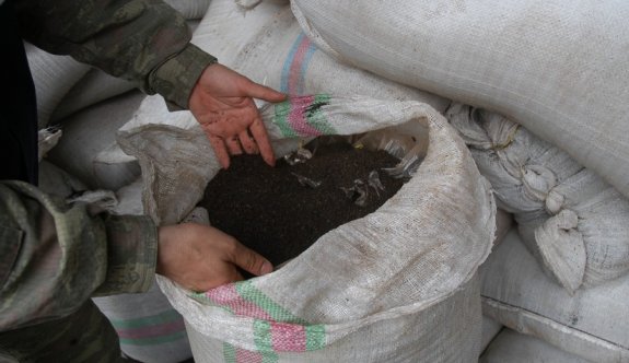 Başkale'de 6 ton kaçak çay ele geçirildi