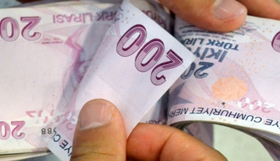 Bütçe 3,6 milyar lira fazla verdi
