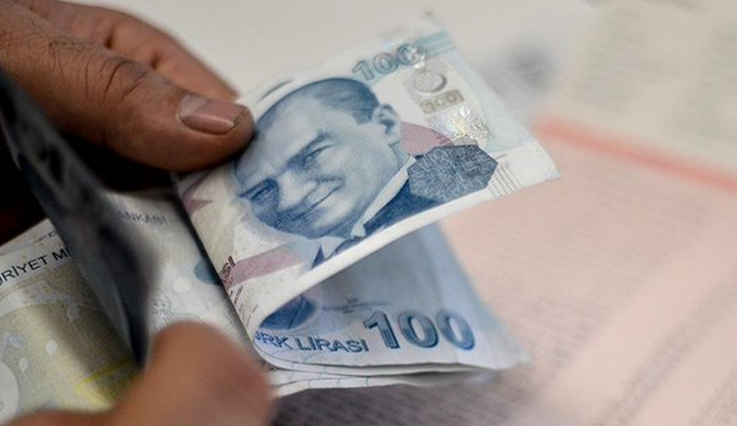 Çalışma Bakanı'ndan flaş açıklama: Emeklilikte yaşa takılanlar...