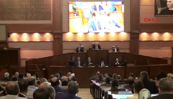 "İstanbul'daki kamu arazilerini satmayı düşünmemelisiniz"