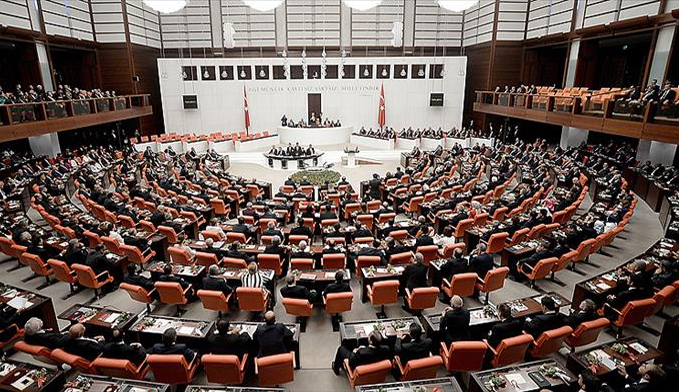 Sınır ötesi tezkeresi 1 yıl uzatılıyor