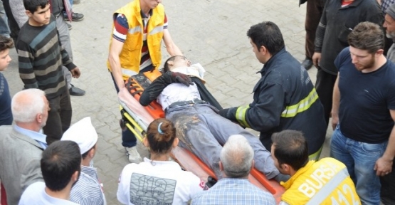 16 yaşındaki genç demirlerin altında kaldı