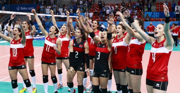 Türkiye Kadın Milli Voleybol Takımı Maçları : Türk A Milli Kadın Voleybol Takımı Avrupa'da yarı finalde ... - Türkiye kadın milli voleybol takımı maçları.