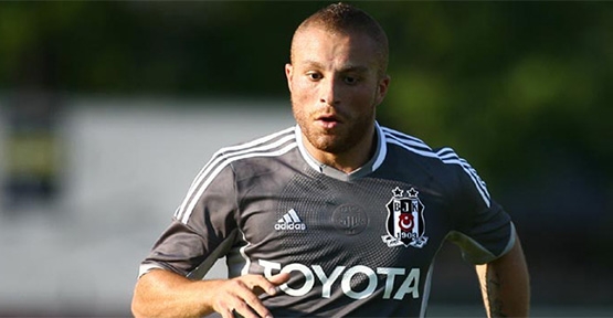 Beşiktaş Gökhan Töre'yi borsaya bildirdi