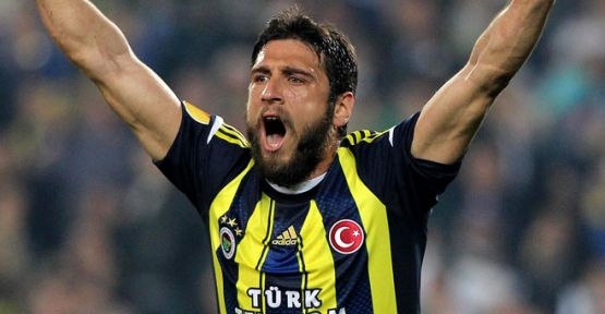 Egemen bıçak altına yatıyor