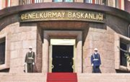 F-16'lar Suriye sınırına gönderildi