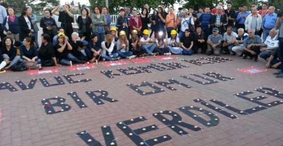 Soma yanıyor analar ağlıyor