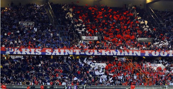 UEFA, Paris Saint Germain'e ceza verdi